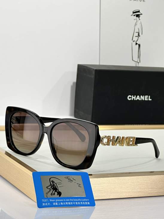 Picture of Chanel Sunglasses _SKUfw76989809fw